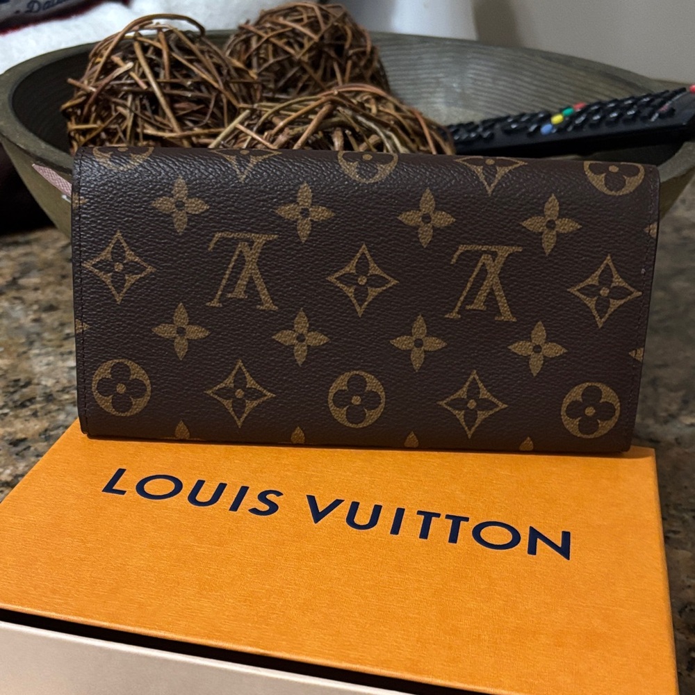 Louis Vuitton Emilie Brown Monogram Wallet - Picture 3 of 14